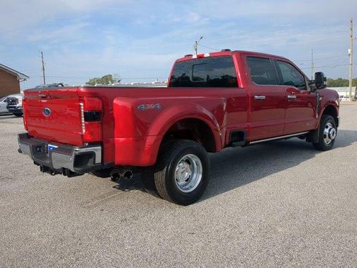 2024 Ford F-350 Lariat Super Duty