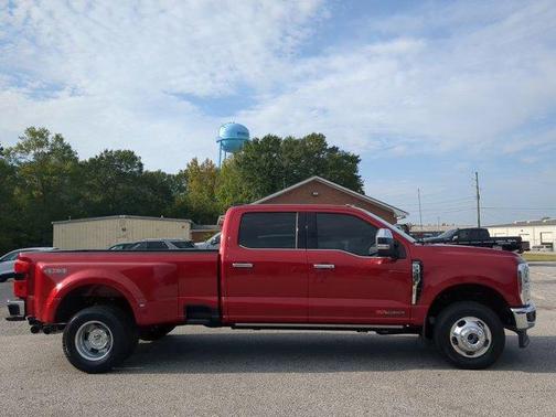 2024 Ford F-350 Lariat Super Duty