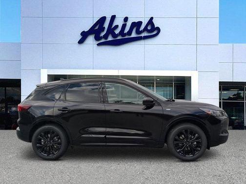 2026 Ford Escape ST-Line Elite