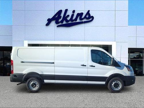 2025 Ford Transit-250 XL