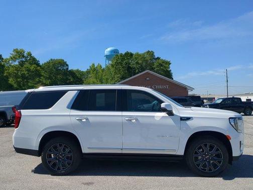 Summit White 2024 GMC Yukon Denali