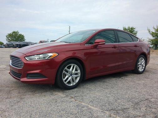 Ruby Red Metallic Tinted Clearcoat 2016 Ford Fusion SE
