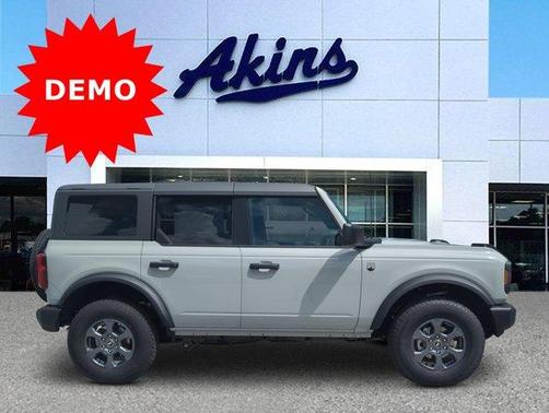 Avalanche Gray 2026 Ford Bronco Big Bend
