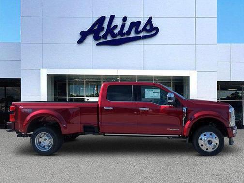 2025 Ford F-450 Platinum