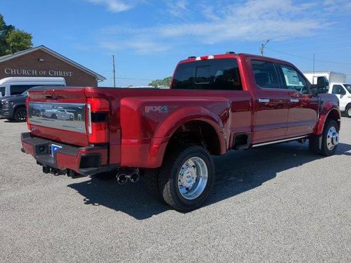 2025 Ford F-450 Platinum
