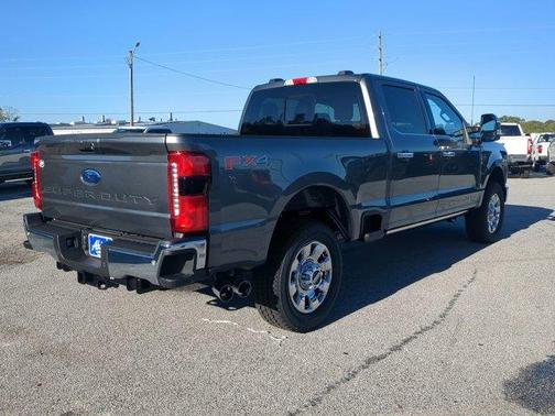 2026 Ford F-350 Lariat Super Duty