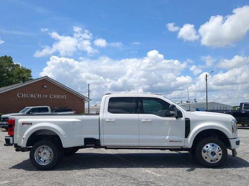 2025 Ford F-450 Platinum