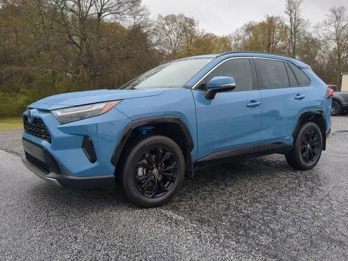 2022 Toyota RAV4 Hybrid SE