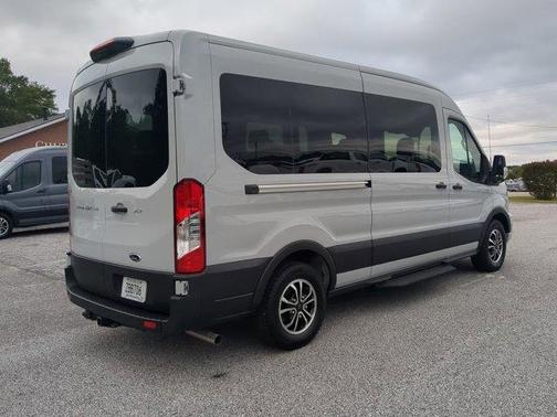 2024 Ford Transit-350 XLT