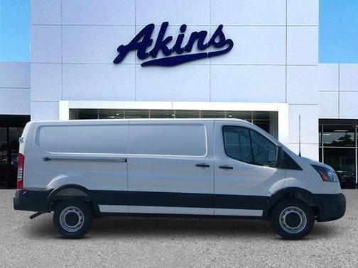 2026 Ford Transit-250 XL