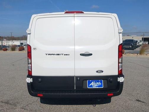 2026 Ford Transit-250 XL