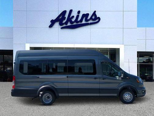 2025 Ford Transit-350 XLT