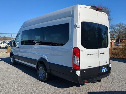 2024 Ford Transit-350 XLT