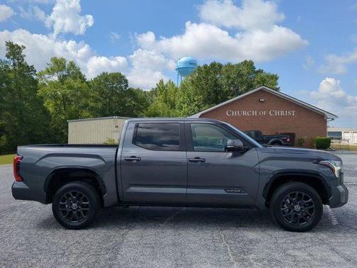 2024 Toyota Tundra Platinum