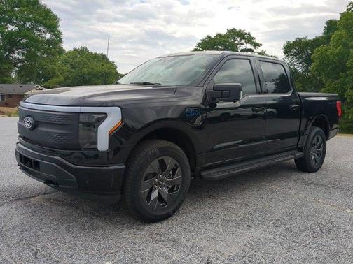Agate Black 2025 Ford F-150 Lightning Flash