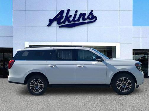 Star White 2026 Ford Expedition Max Active