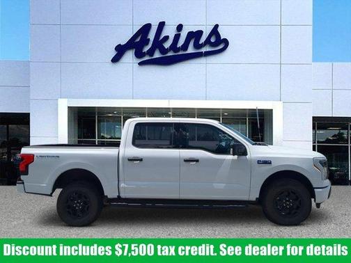 2025 Ford F-150 Lightning XLT