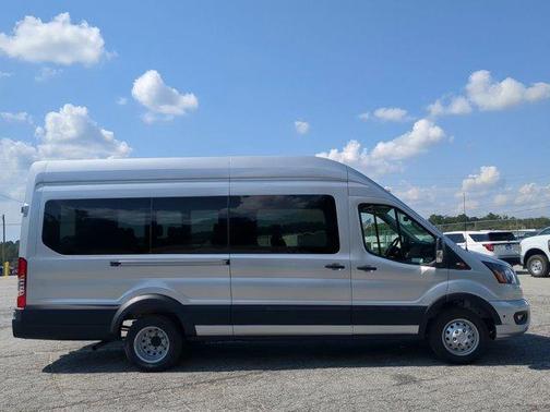 2025 Ford Transit-350 XLT