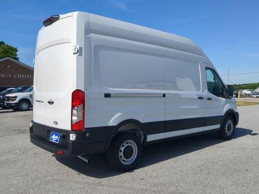 Oxford White 2026 Ford Transit-250 Base