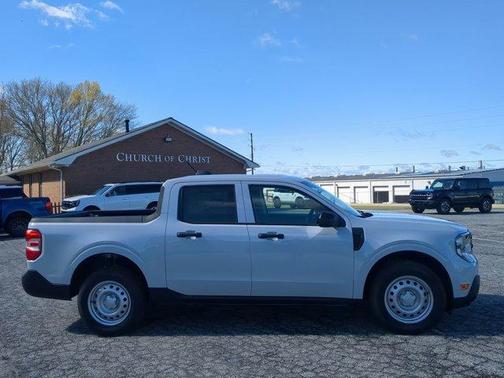 2026 Ford Maverick XL