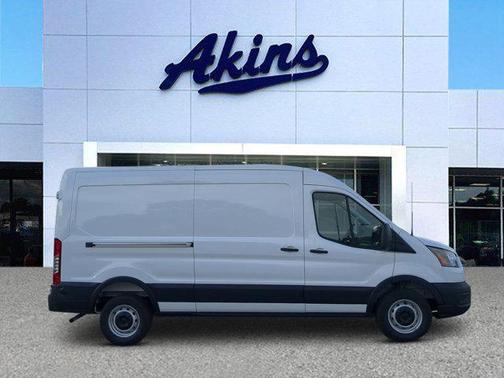 2026 Ford Transit-250 XL