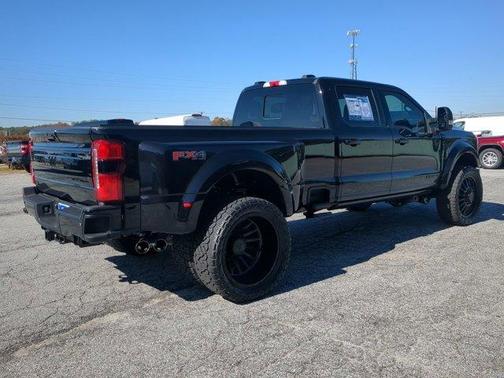 2025 Ford F-450 King Ranch
