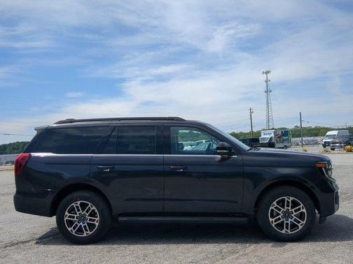 Dark Matter Gray Metallic 2026 Ford Expedition Active