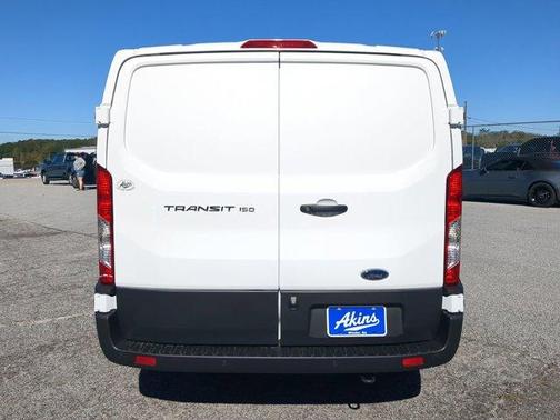 2025 Ford Transit-150 XL