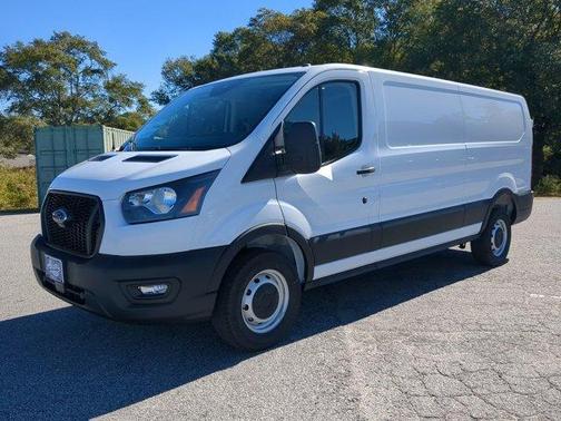 2025 Ford Transit-150 XL