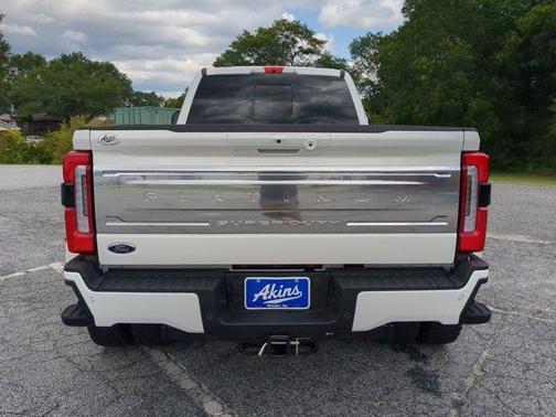 2025 Ford F-450 Platinum