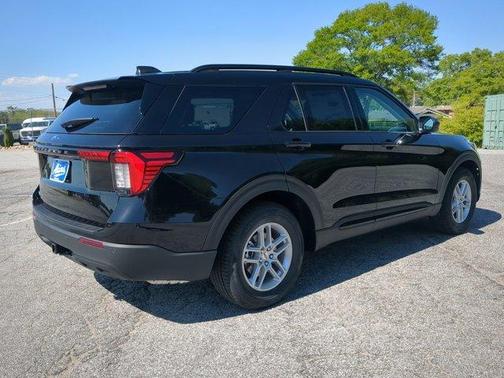 Agate Black 2026 Ford Explorer Active