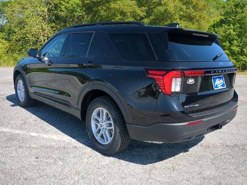 Agate Black 2026 Ford Explorer Active