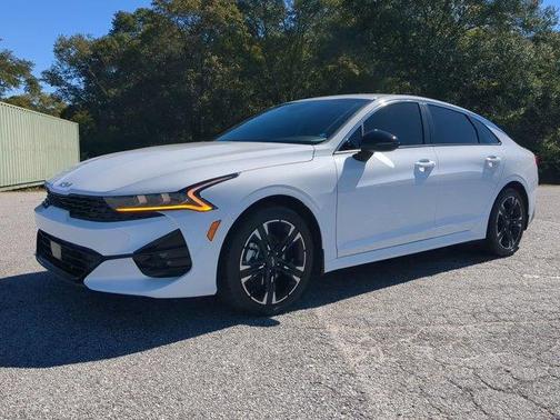 2024 Kia K5 GT-Line