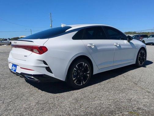 2024 Kia K5 GT-Line