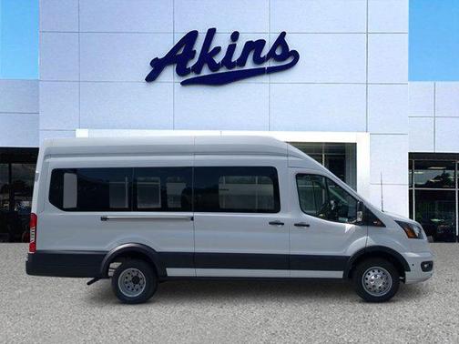 2025 Ford Transit-350 XLT
