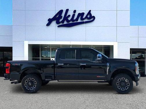 Agate Black Metallic 2023 Ford F-250 Platinum