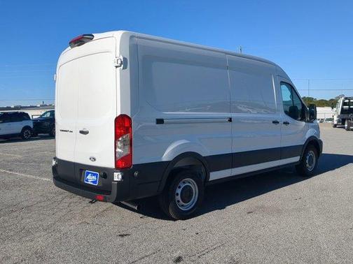 2026 Ford Transit-250 XL