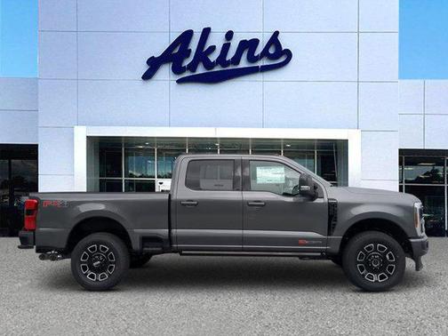 2025 Ford F-350 Platinum