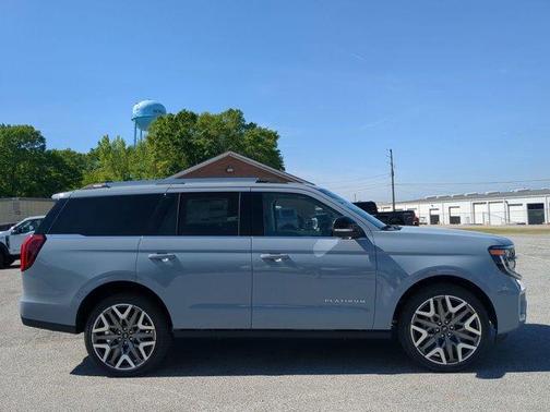 Glacier Gray Metallic 2026 Ford Expedition Platinum