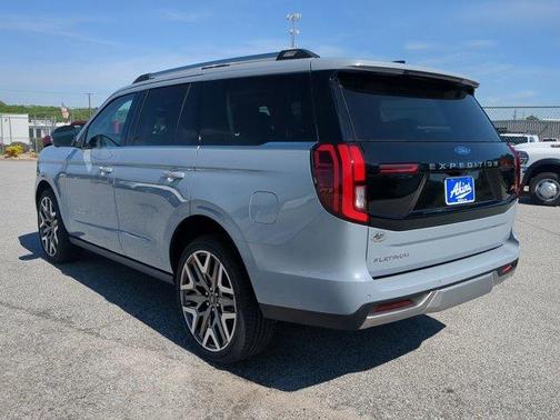 Glacier Gray Metallic 2026 Ford Expedition Platinum