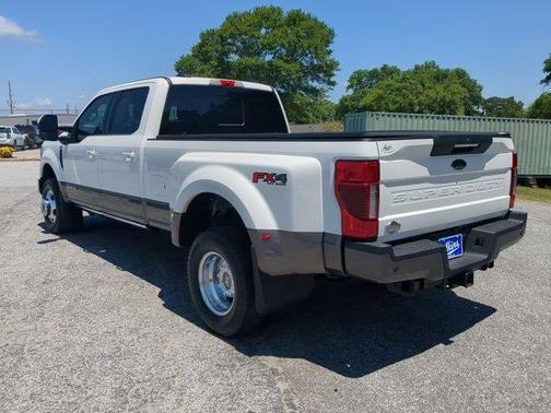 Star White 2022 Ford F-350 King Ranch
