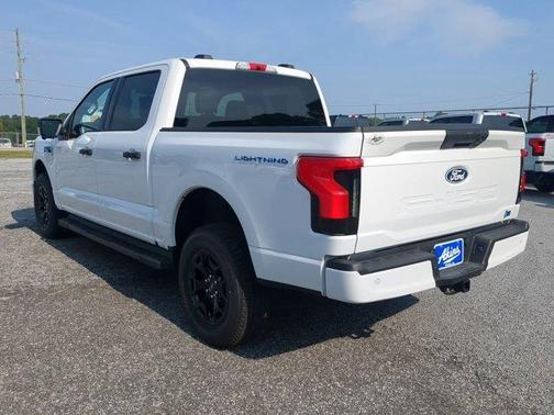 2025 Ford F-150 Lightning XLT