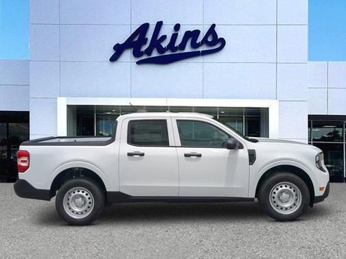 Oxford White 2026 Ford Maverick XL