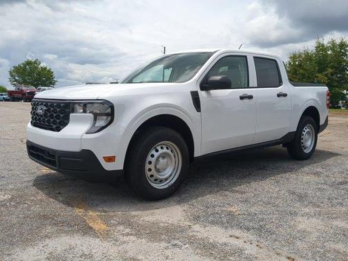 Oxford White 2026 Ford Maverick XL