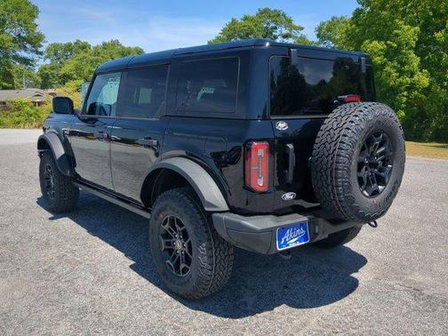 Shadow Black 2026 Ford Bronco Badlands
