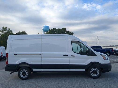2026 Ford Transit-250 XL