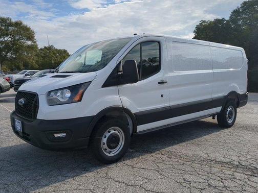 2025 Ford Transit-250 XL
