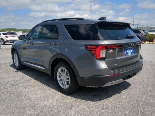 Carbonized Gray Metallic 2025 Ford Explorer Active