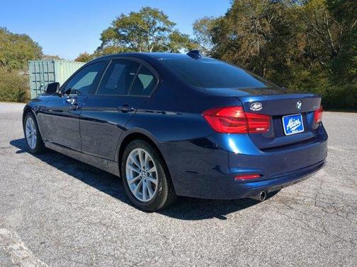 2017 BMW 320 i