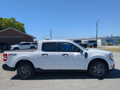 Oxford White 2026 Ford Maverick XLT
